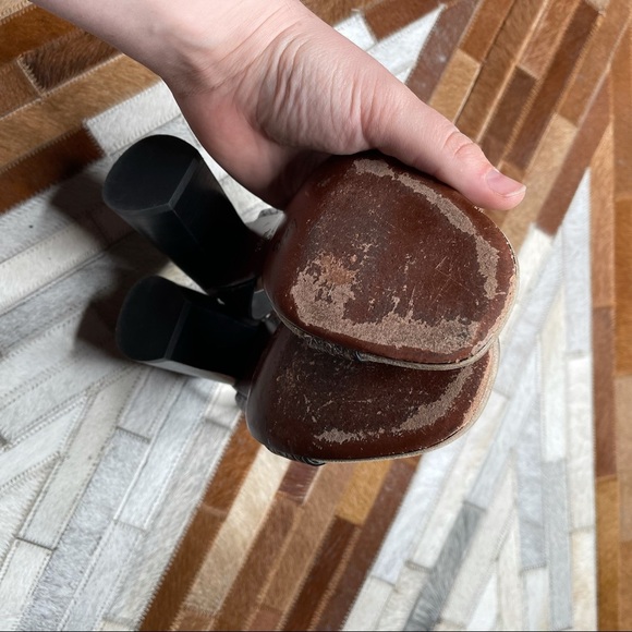 Joie Odeum Snakeskin-Embossed Leather Sandals - Picture 6 of 6